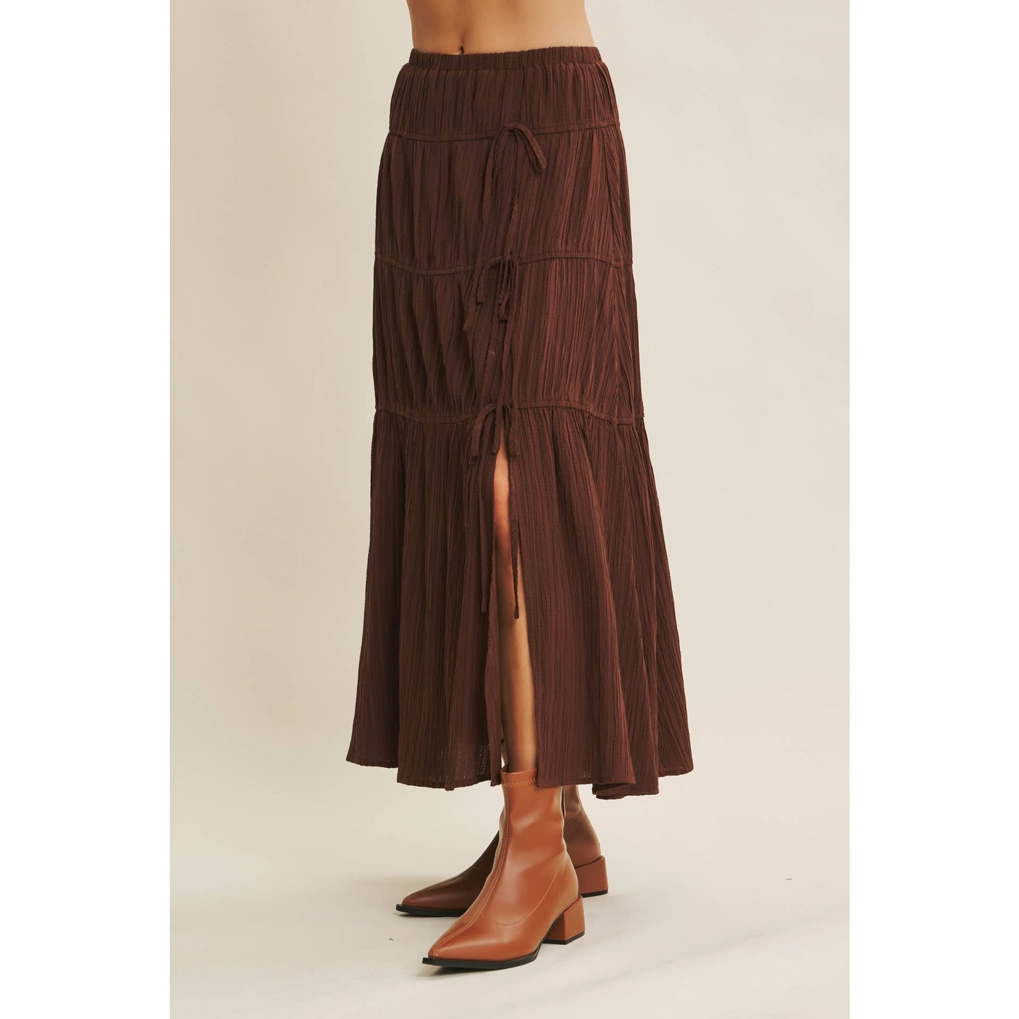 MIDI SKIRT WITH SIDE SLIT AND BOW