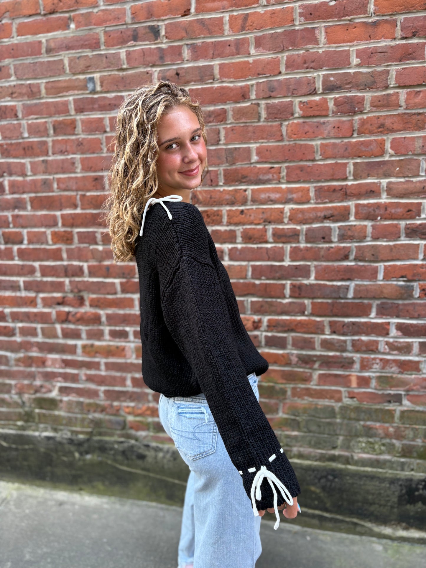 Loose Fit Solid Color Pullover Sweater