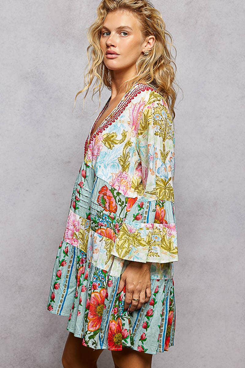 3/4 Sleeve V-neck Seashell Shape Printed Woven Dress