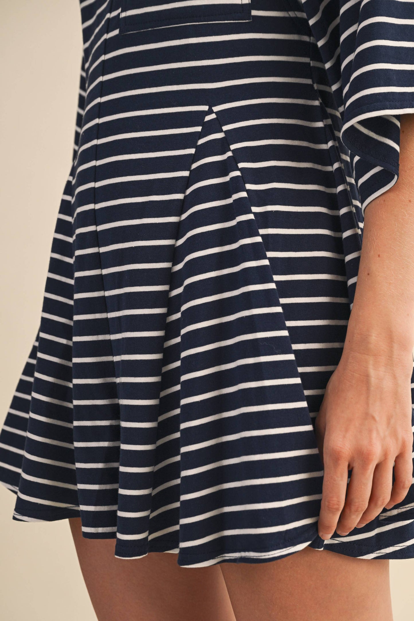 STRIPED FRONT POCKET GODET FLOWY ROMPER
