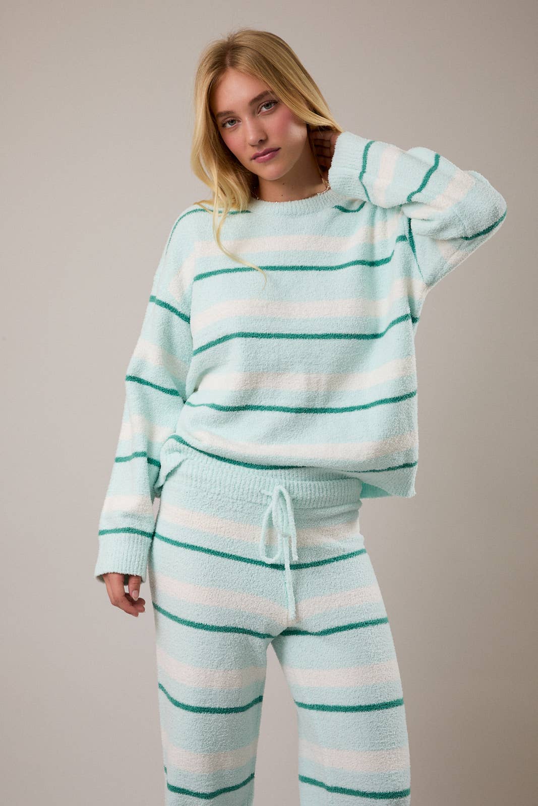 LONG SLEEVE STRIPE SWEATER TOP WITH WIDE LEG SWEATER PANTS