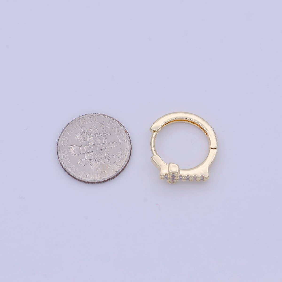 $10 earring