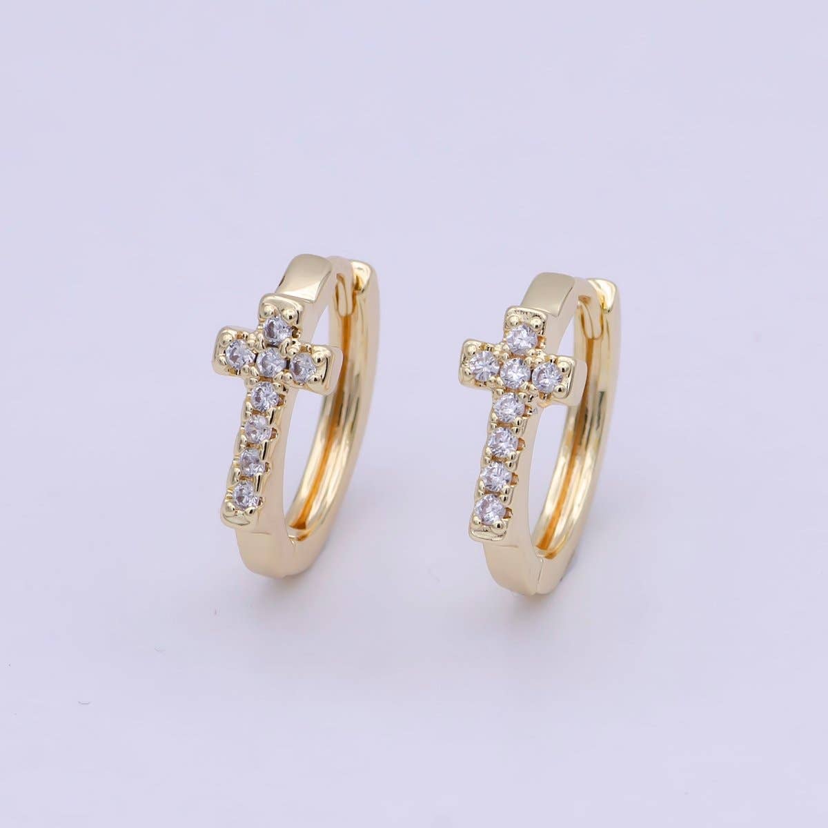 $10 earring