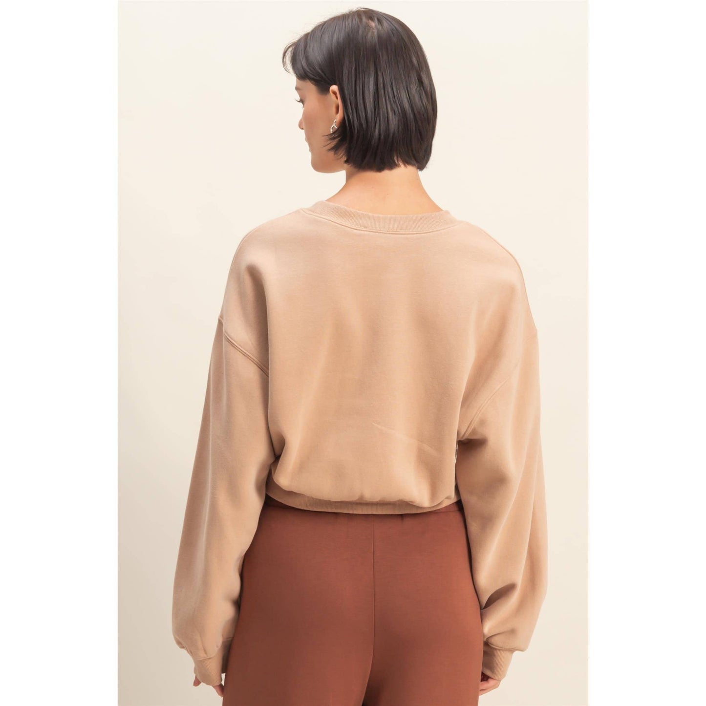 Everyday Long Sleeve Cropped Sweatshirt