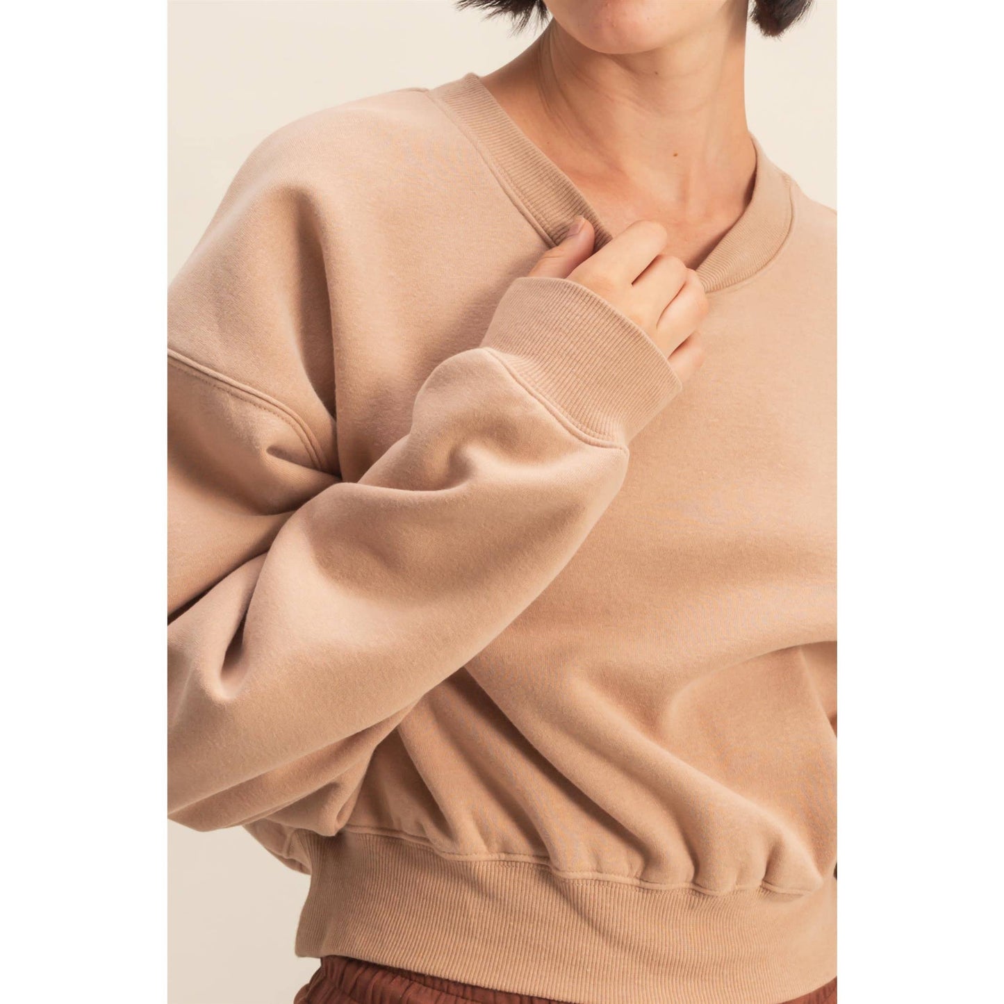 Everyday Long Sleeve Cropped Sweatshirt