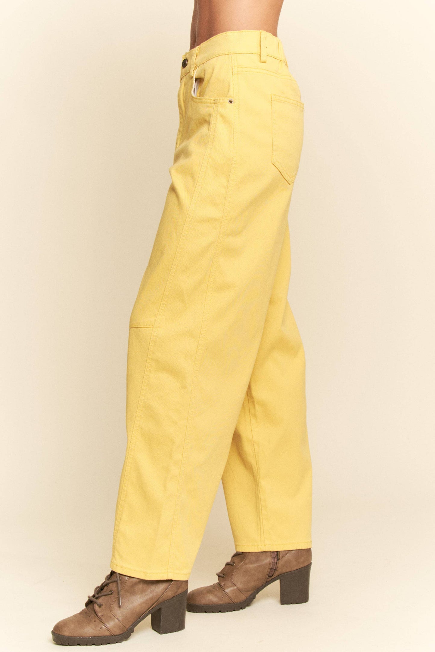 FRONT SEAM RAW HEM WIDE BARREL DENIM PANTS