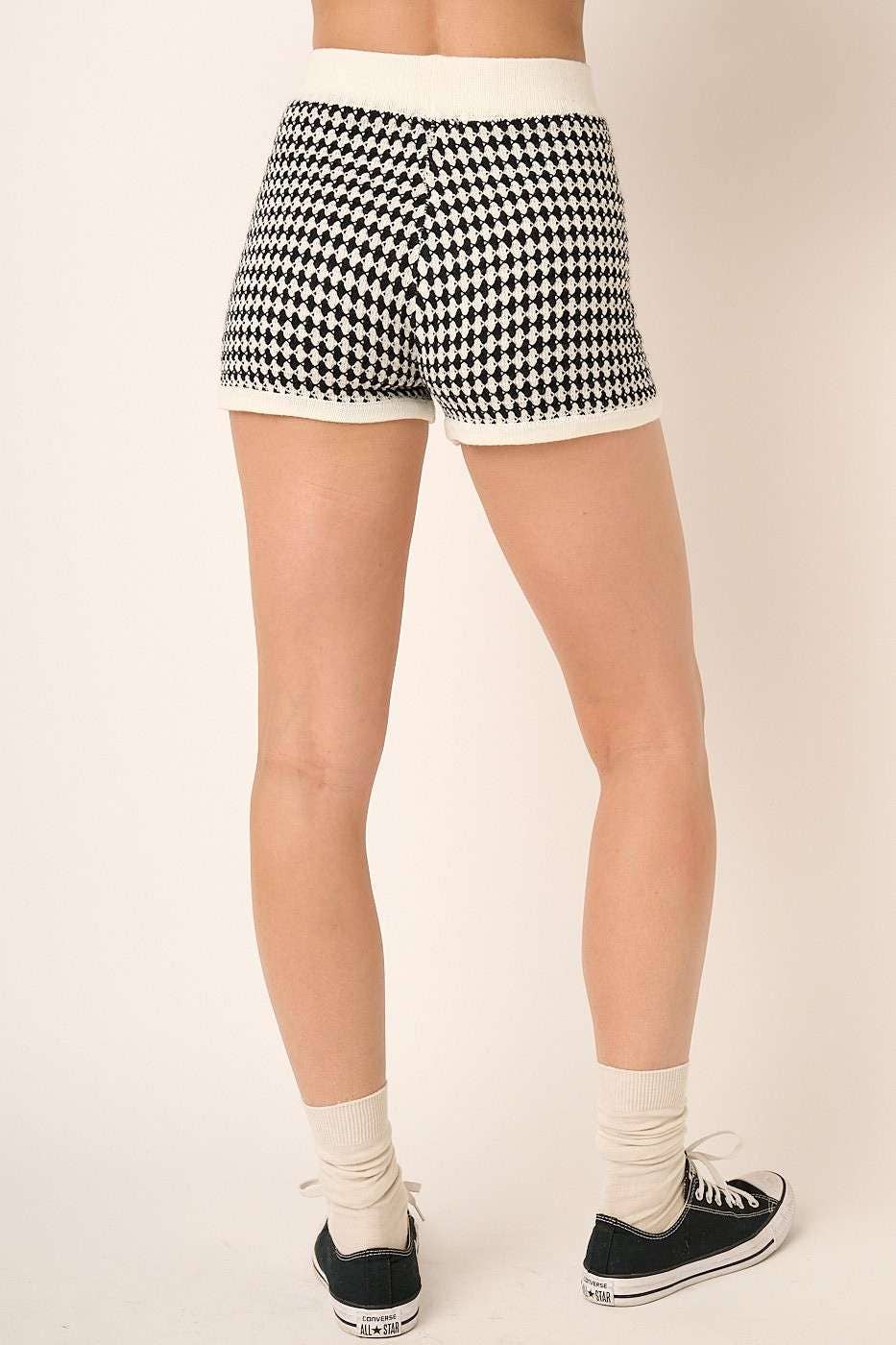 ARGYLE PATTERN SWEATER SHORTS