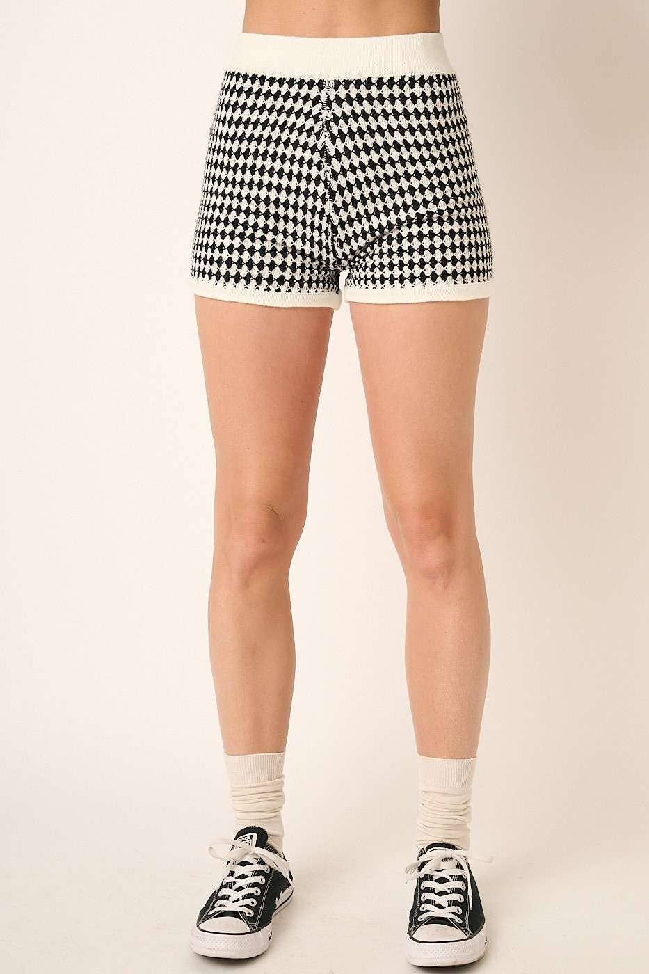 ARGYLE PATTERN SWEATER SHORTS