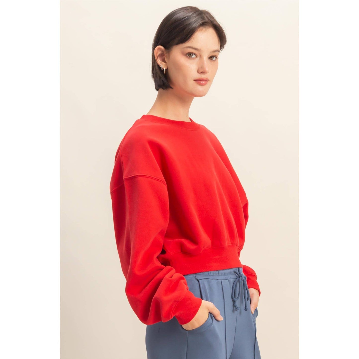 Everyday Long Sleeve Cropped Sweatshirt