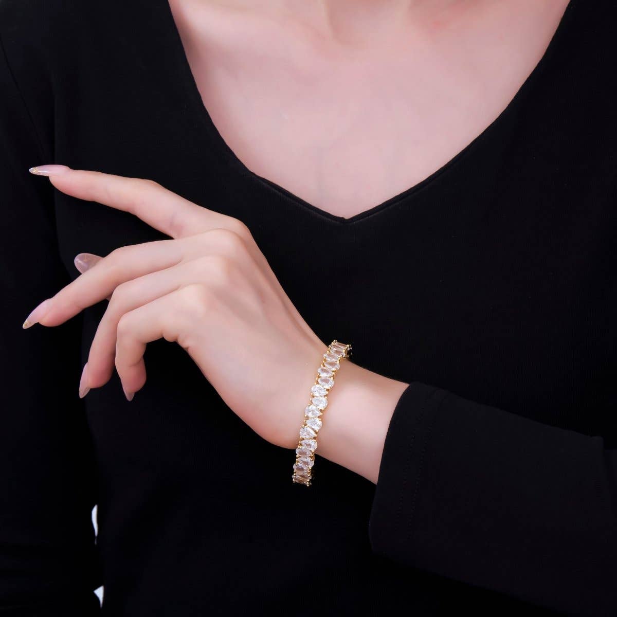 24K Gold Filled Clear CZ Teardrop Reverse Tennis Cuff Bracelet | WA-3139